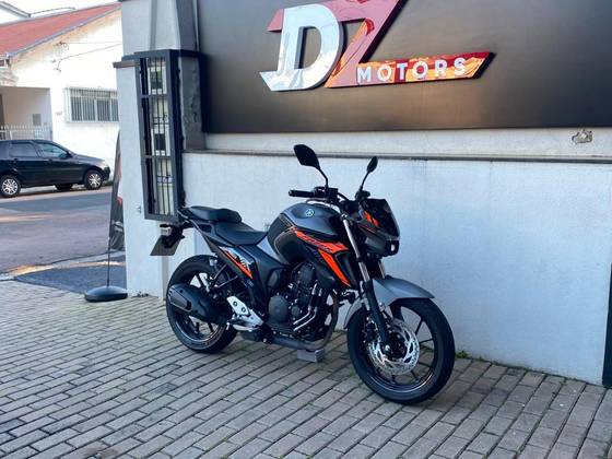 YAMAHA FZ25 FAZER CONNECTED ABS 